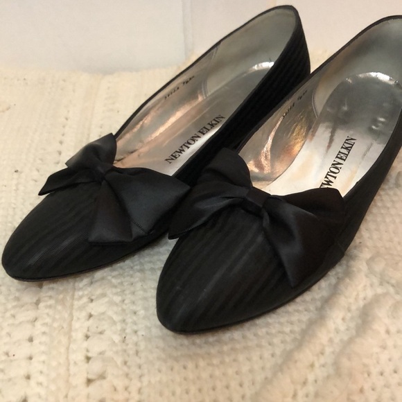 Vintage Newton Elkin Bow Detail Almond Toe Short Heel Shoe - Picture 2 of 11